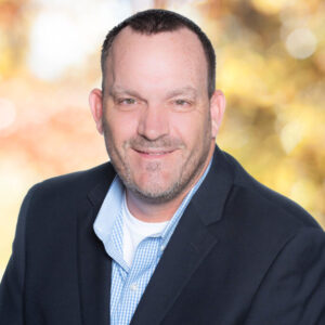 Drue Pounds Outdoor 684x1024 2 Edited 300x300